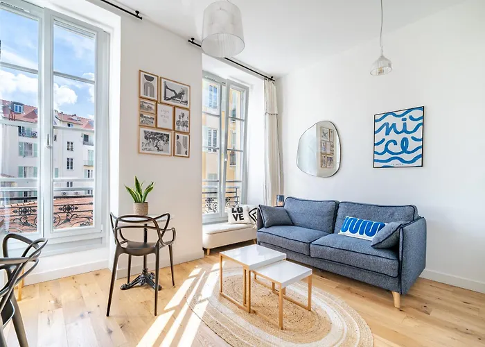 Lumineux Centre-ville Apartment *